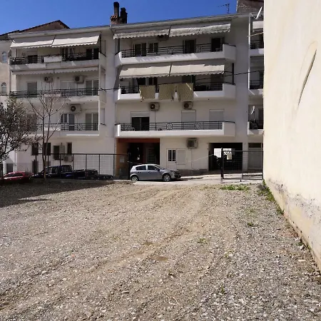 Appartamento Private App 2 Km Meteora 150 M - Train 100 M - Bus *